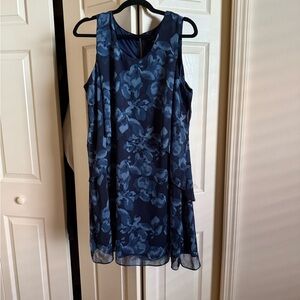 H by Halston Midnight Blue Floral Mini Dress size 22p